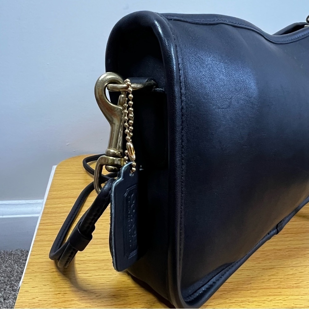 COACH | Vintage Bonnie Cashin Leather Bag - Picture 5 of 12